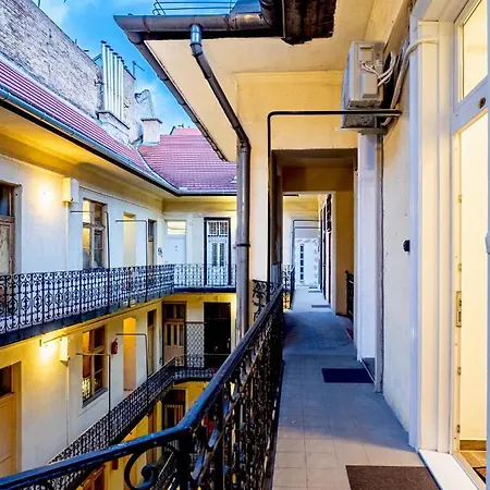Gogol * Budapeşte